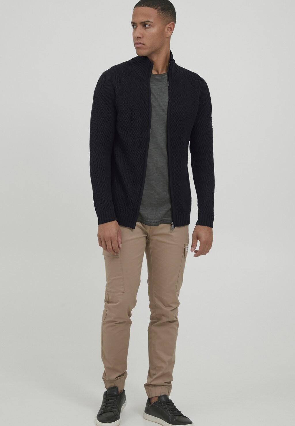 Кардиган Prsteffan 11 Project, черный 
Кардиган Prsteffan 11 Project, черный