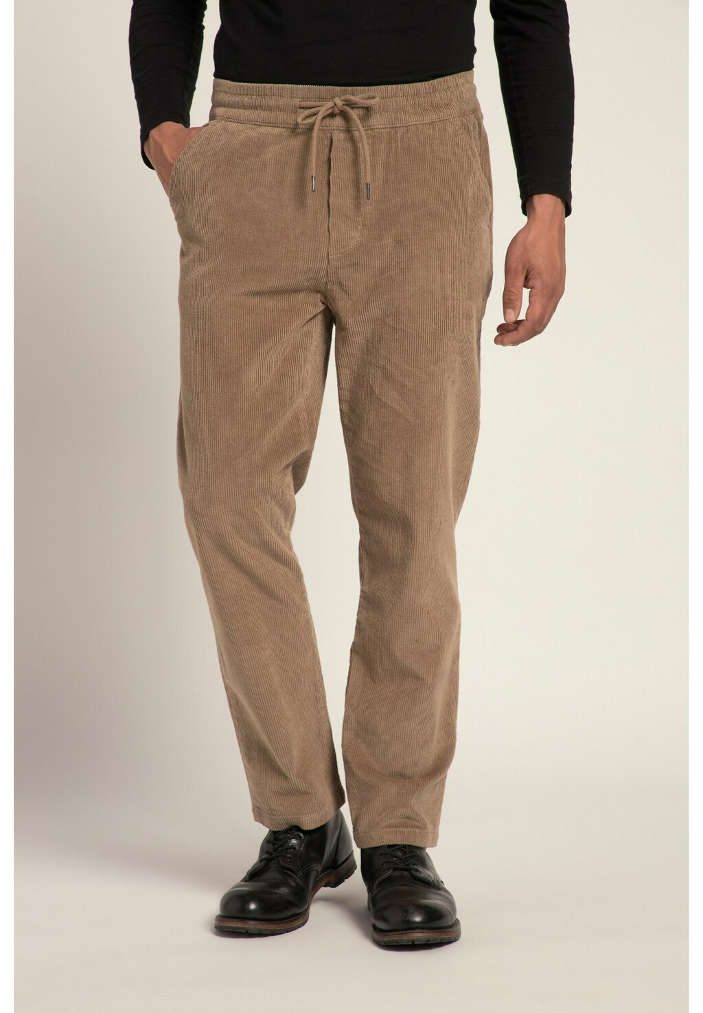 Брюки MODERN FIT ELASTIKBUND JP1880, цвет hell khaki
Брюки MODERN FIT ELASTIKBUND JP1880, цвет hell khaki