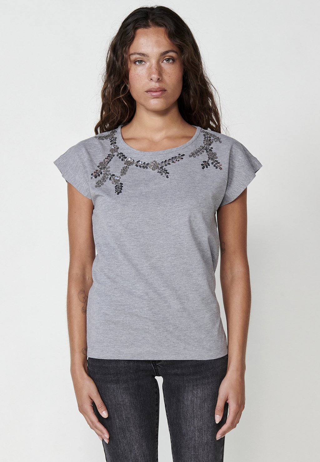 Футболка с принтом GEMSTONE Koroshi, серый
Футболка с принтом GEMSTONE Koroshi, серый