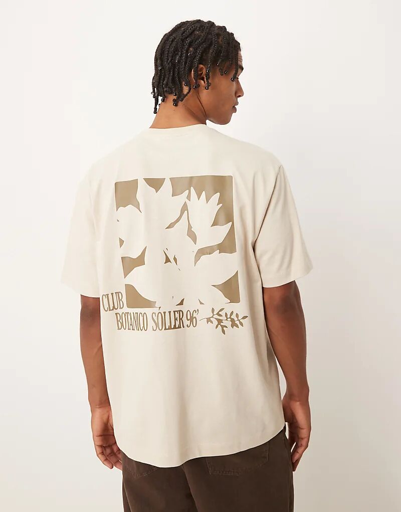 Свободная футболка ASOS DESIGN с цветочным принтом на спине в кремово-белом цвете
Свободная футболка ASOS DESIGN с цветочным принтом на спине в кремово-белом цвете