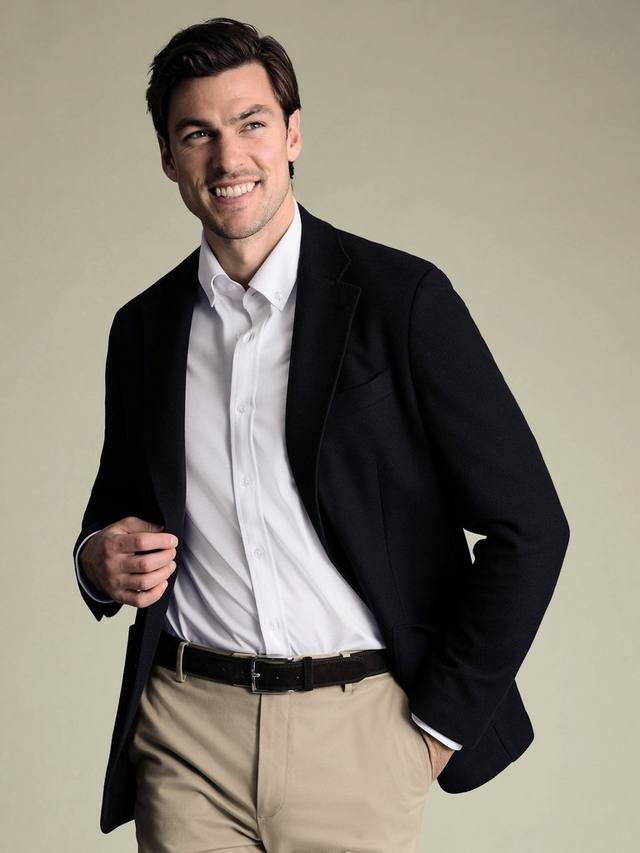 Однобортный блейзер Charles Tyrwhitt
Однобортный блейзер Charles Tyrwhitt
