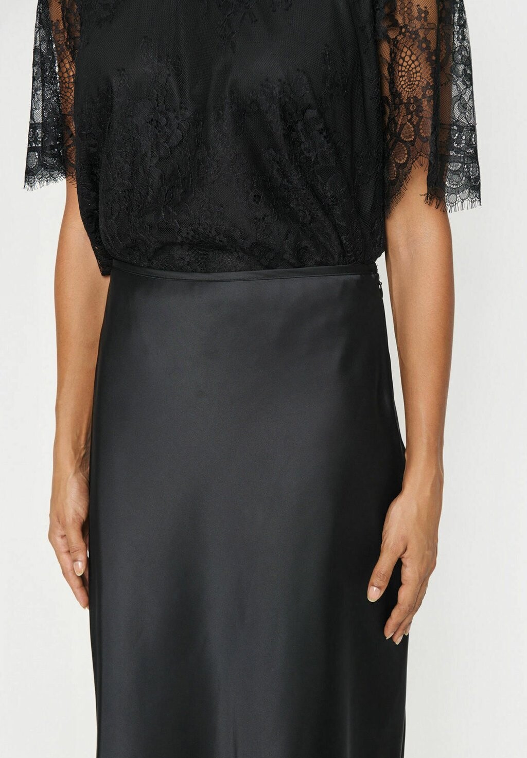 Юбка А-силуэта Saint Tropez, черный
Юбка А-силуэта Saint Tropez, черный