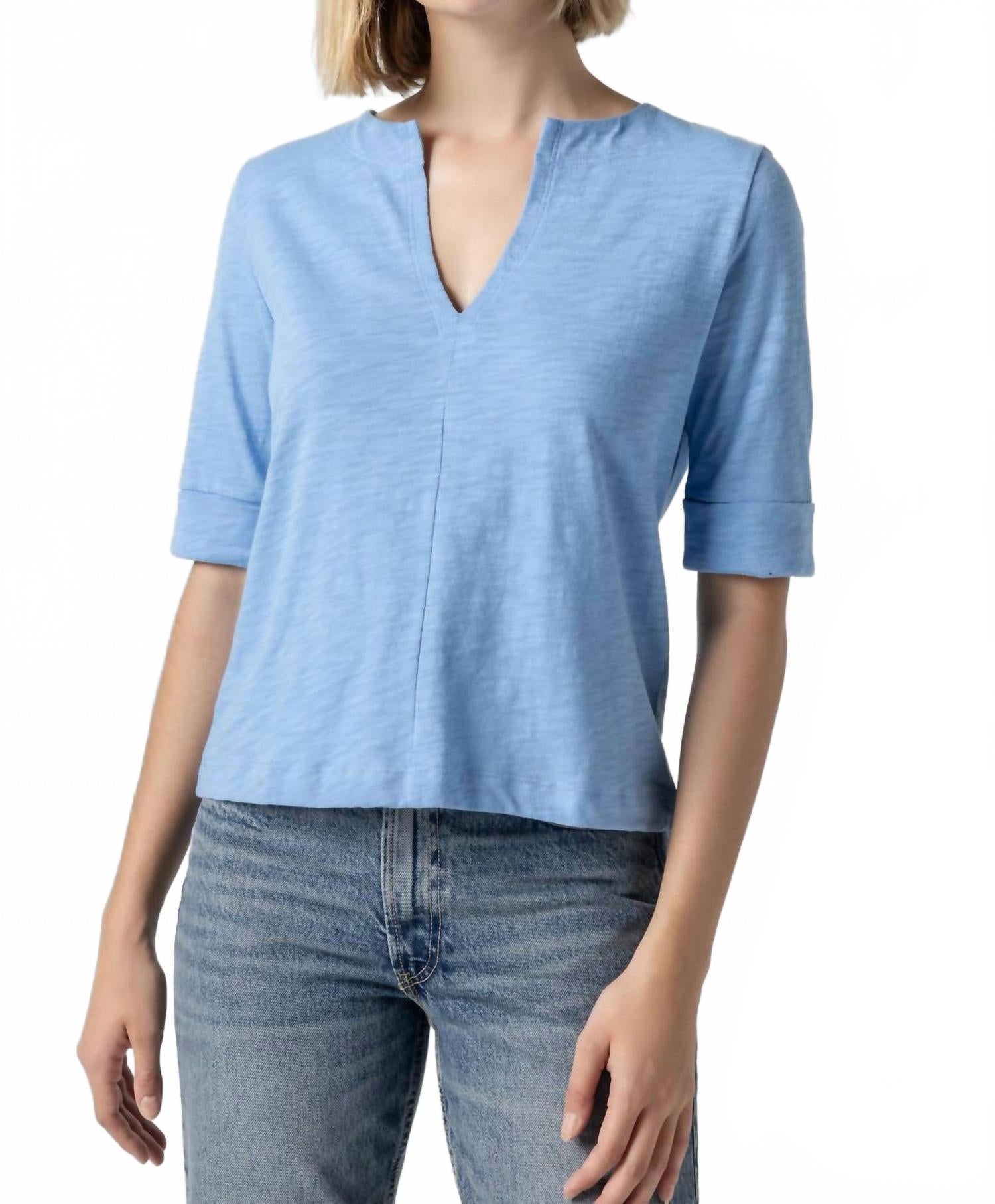 Свободная вязка, узелковая футболка с разрезом на шее Malibu Lilla P, Malibu
Свободная вязка, узелковая футболка с разрезом на шее Malibu Lilla P, Malibu