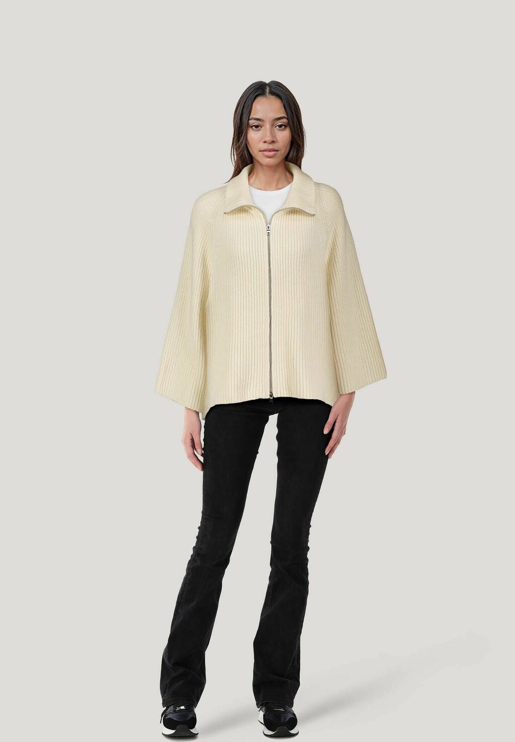 Кардиган kate storm, молочный
Кардиган kate storm, молочный