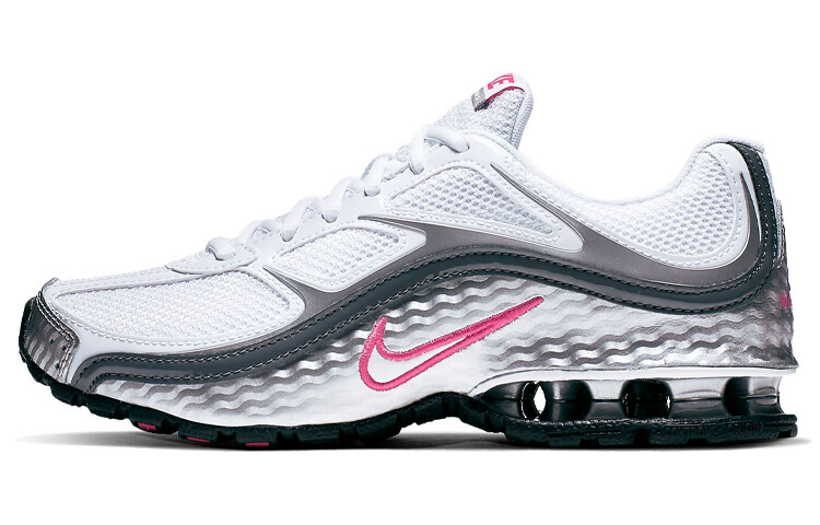 Nike Кроссовки для женщин
Nike Кроссовки для женщин