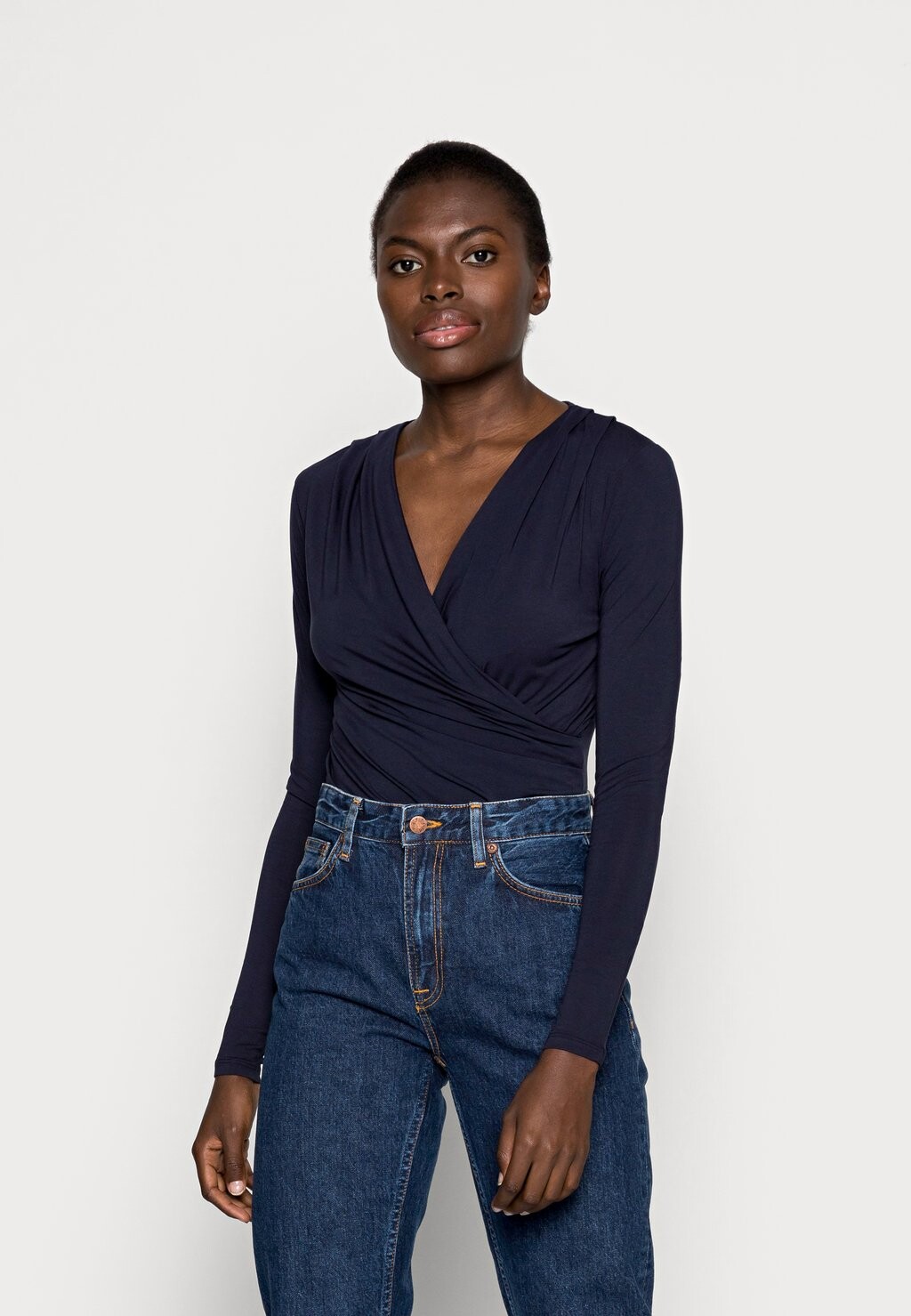 Топ с длинными рукавами LIONE mbyM, цвет night sky
Топ с длинными рукавами LIONE mbyM, цвет night sky