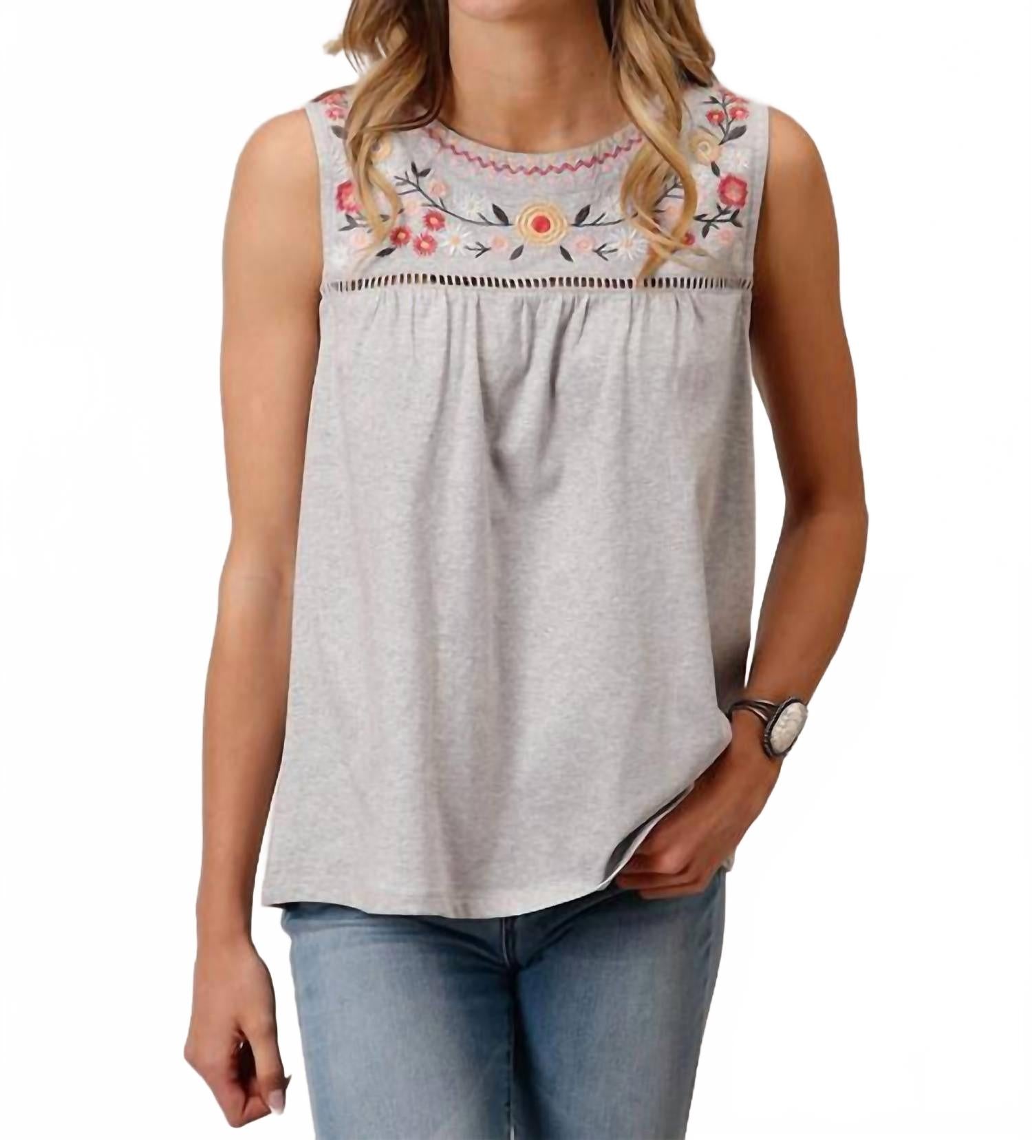 Женский топ Studio West в сером цвете Roper, серый
Женский топ Studio West в сером цвете Roper, серый