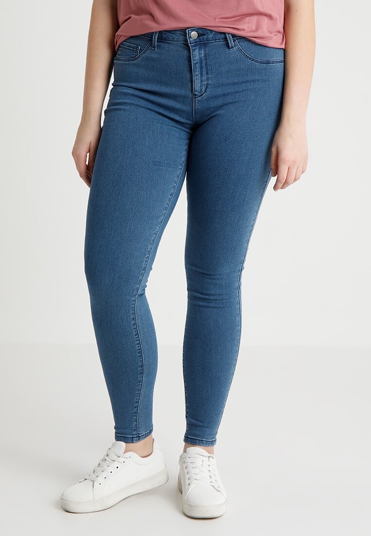 Джинсы Skinny Fit ONLY Carmakoma
Джинсы Skinny Fit ONLY Carmakoma