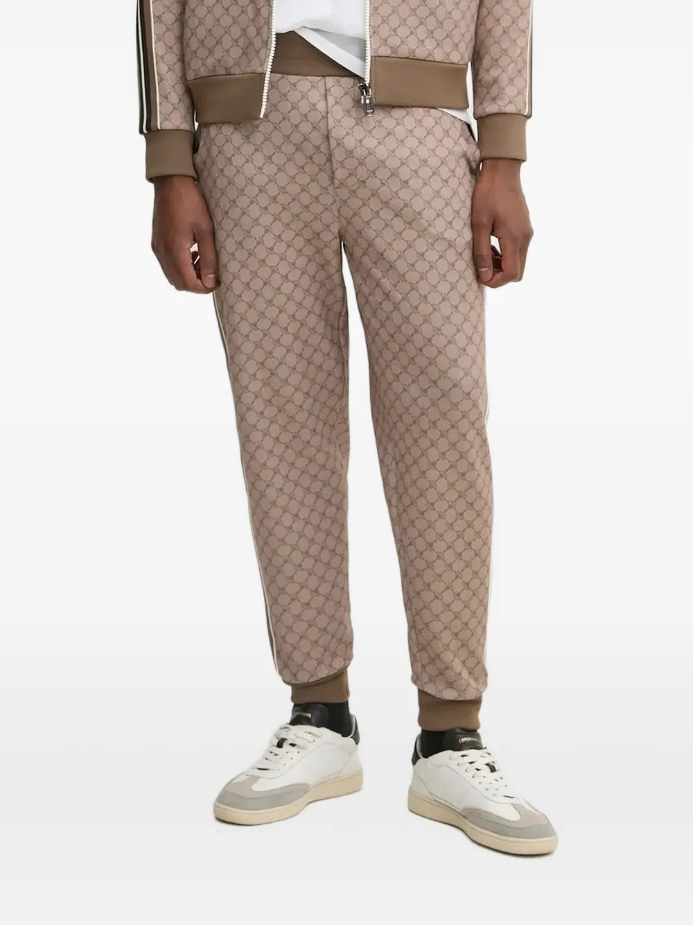 Спортивные брюки с монограммой Талиба Joop!, коричневый 
Спортивные брюки с монограммой Талиба Joop!, коричневый