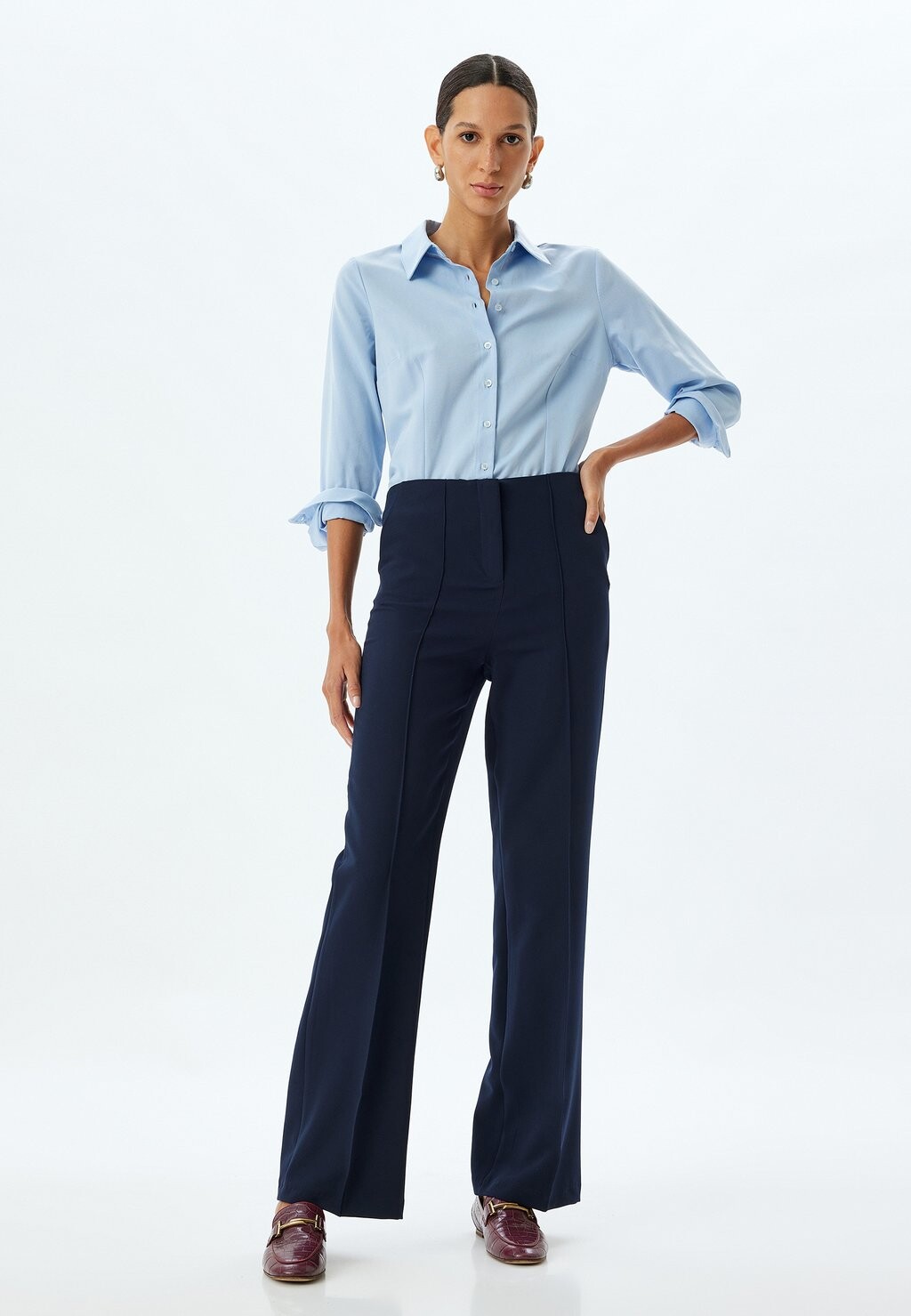 Блузка на пуговицах Koton, синий
Блузка на пуговицах Koton, синий