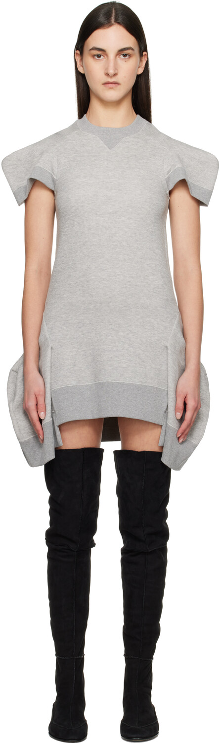 Серое платье-мини из хлопчатобумажной ткани sacai
Серое платье-мини из хлопчатобумажной ткани sacai