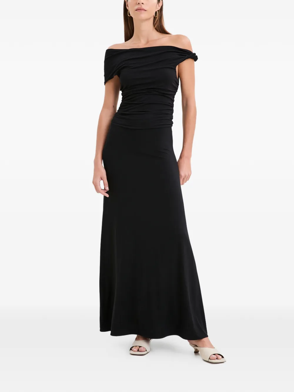 Платье макси Manon со сборками Marcella, черный
Платье макси Manon со сборками Marcella, черный