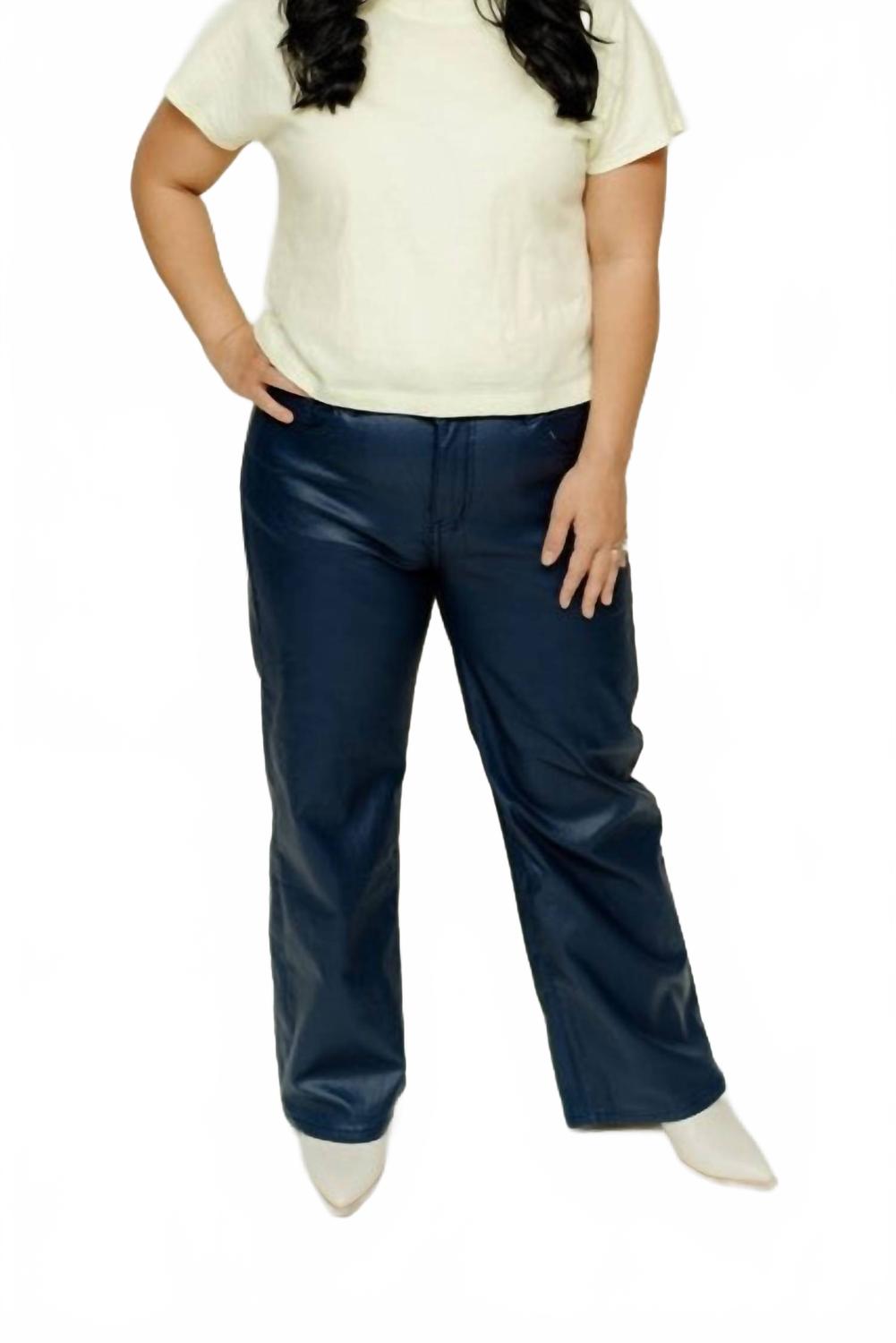 Брюки из искусственной кожи Ainsley в темно-синем цвете Q2
Брюки из искусственной кожи Ainsley в темно-синем цвете Q2