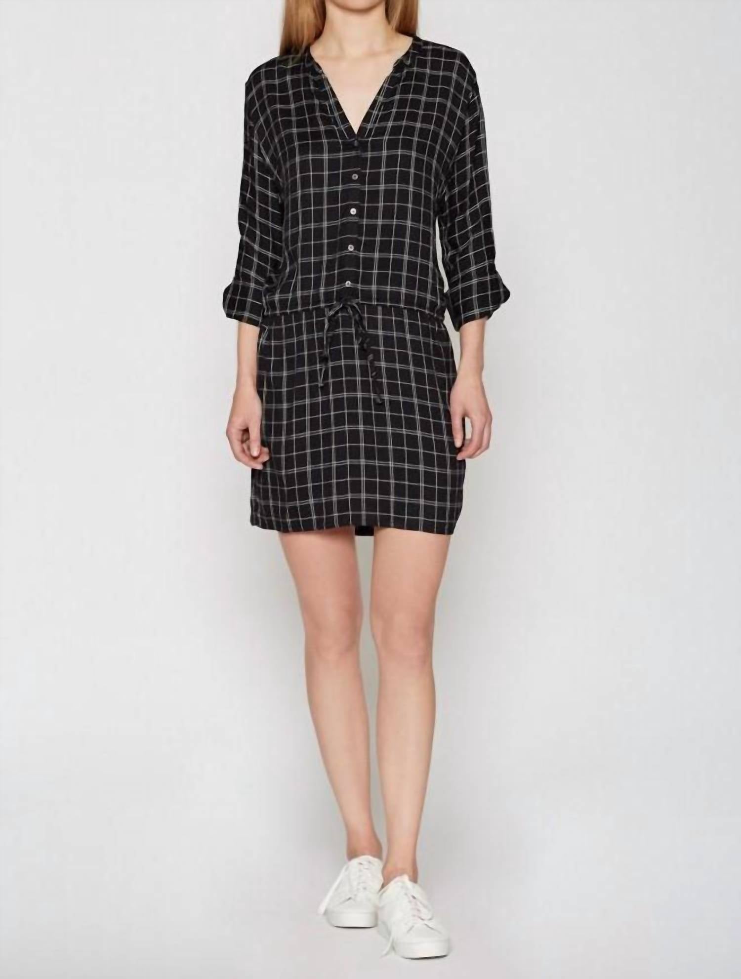 Платье Iselyn цвета икры Soft Joie, цвет caviar 
Платье Iselyn цвета икры Soft Joie, цвет caviar