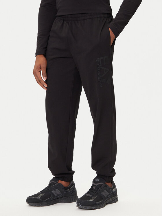 Джоггеры modern fit 7M000906 AF13512 UC001 Ea7 Emporio Armani, чёрный
Джоггеры modern fit 7M000906 AF13512 UC001 Ea7 Emporio Armani, чёрный