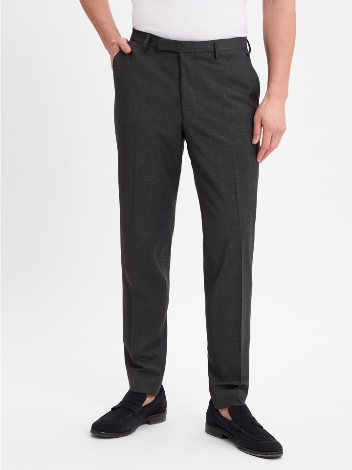 Cinque Брюки Cicastello-H антрацитового цвета
Cinque Брюки Cicastello-H антрацитового цвета