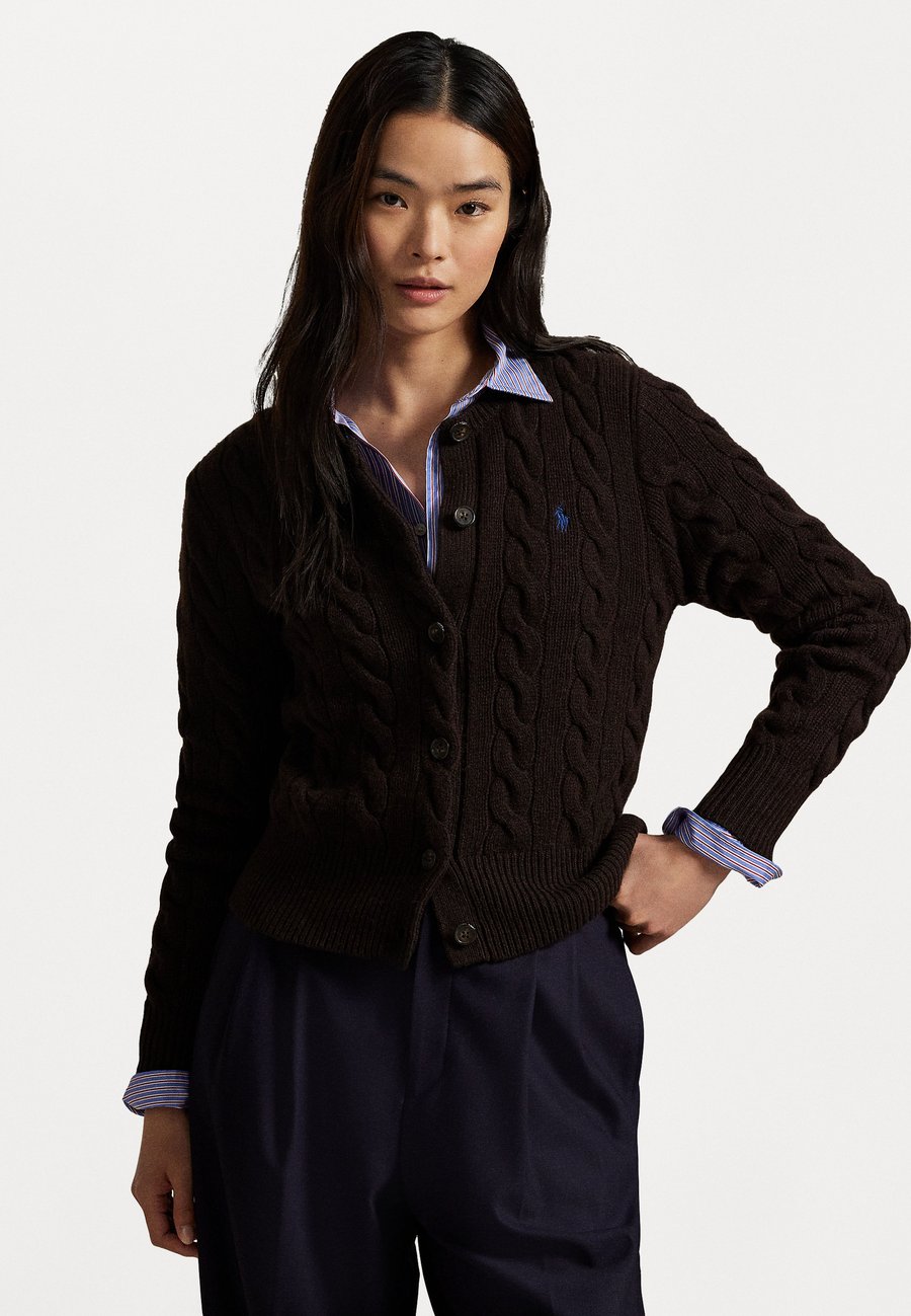 Кардиган Polo Ralph Lauren CABLE-KNIT WOOL-CASHMERE CARDIGAN, Walnut Brown Melange/Dark Brown
Кардиган Polo Ralph Lauren CABLE-KNIT WOOL-CASHMERE CARDIGAN, Walnut Brown Melange/Dark Brown