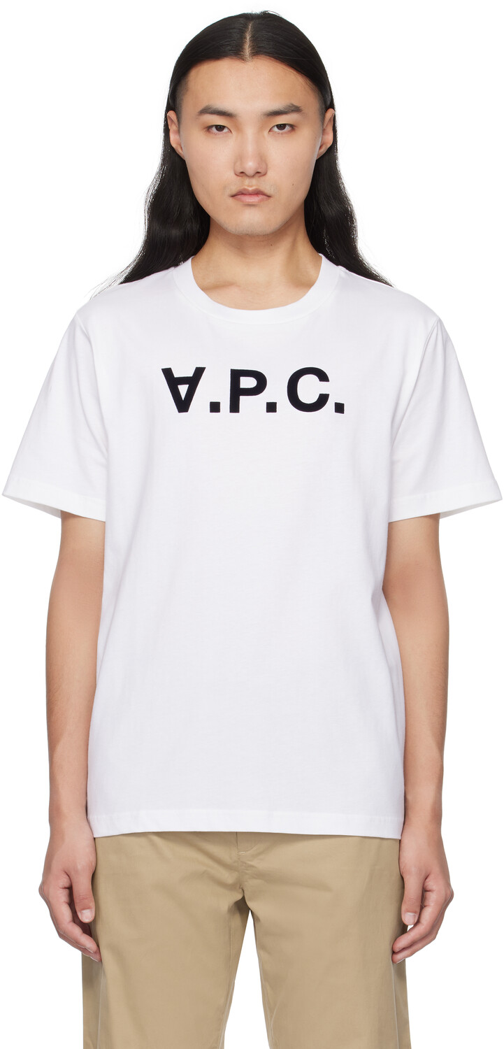 Белая футболка Standard Grand 'VPC' A.P.C., белый/темно-синий
Белая футболка Standard Grand 'VPC' A.P.C., белый/темно-синий