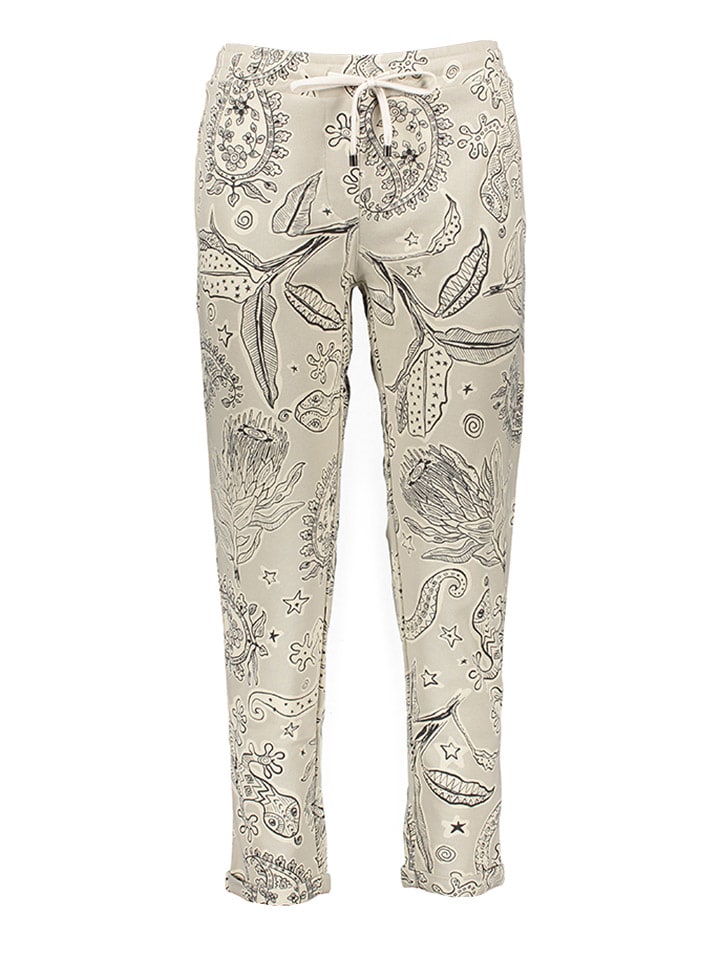 Спортивные штаны Juvia, цвет sand/schwarz
Спортивные штаны Juvia, цвет sand/schwarz