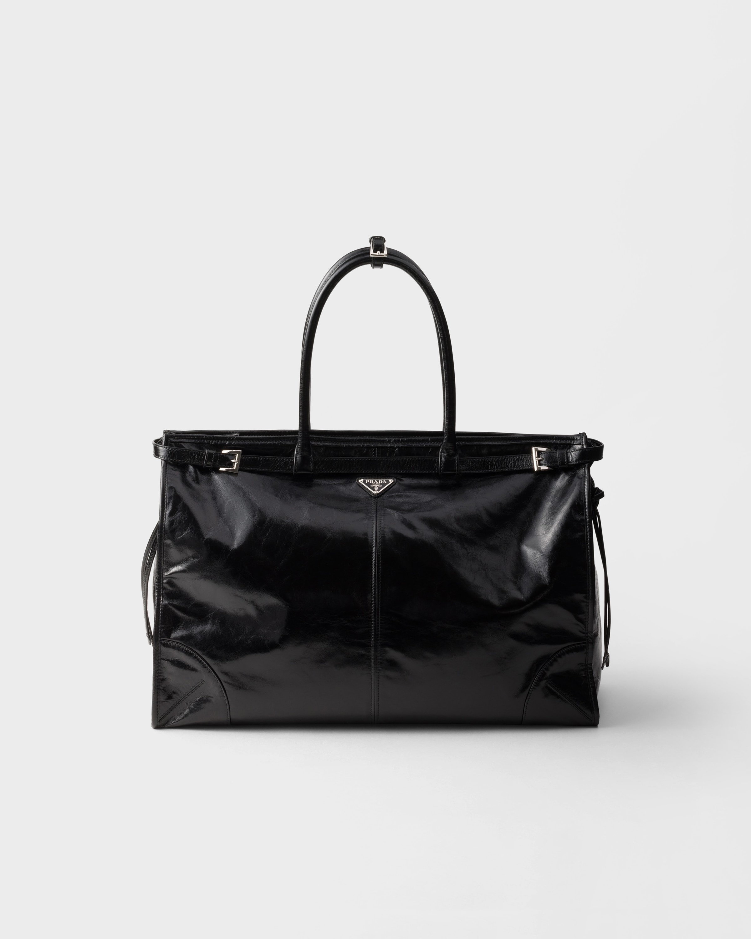 Сумка-тоут Prada Bonnie из кожи, черный
Сумка-тоут Prada Bonnie из кожи, черный