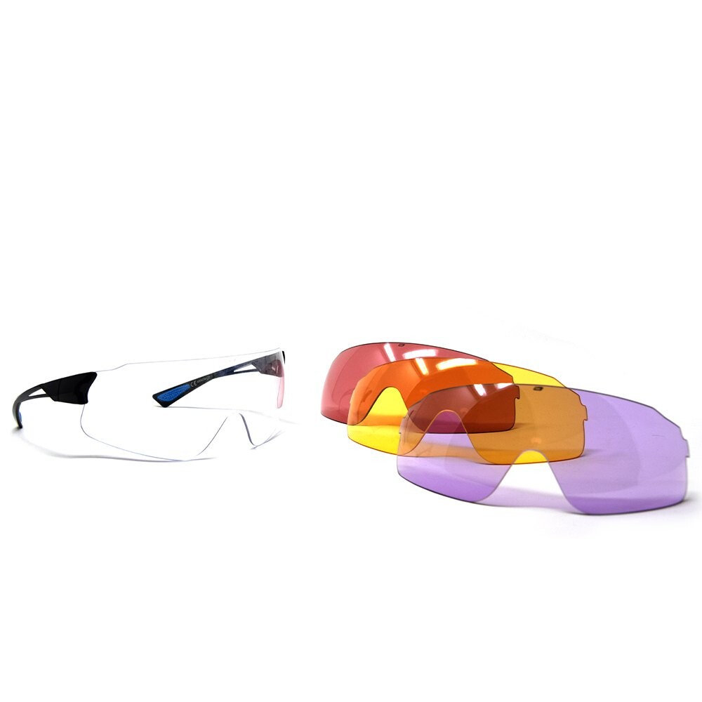 Солнцезащитные очки Addictive Arrow, прозрачный
Солнцезащитные очки Addictive Arrow, прозрачный