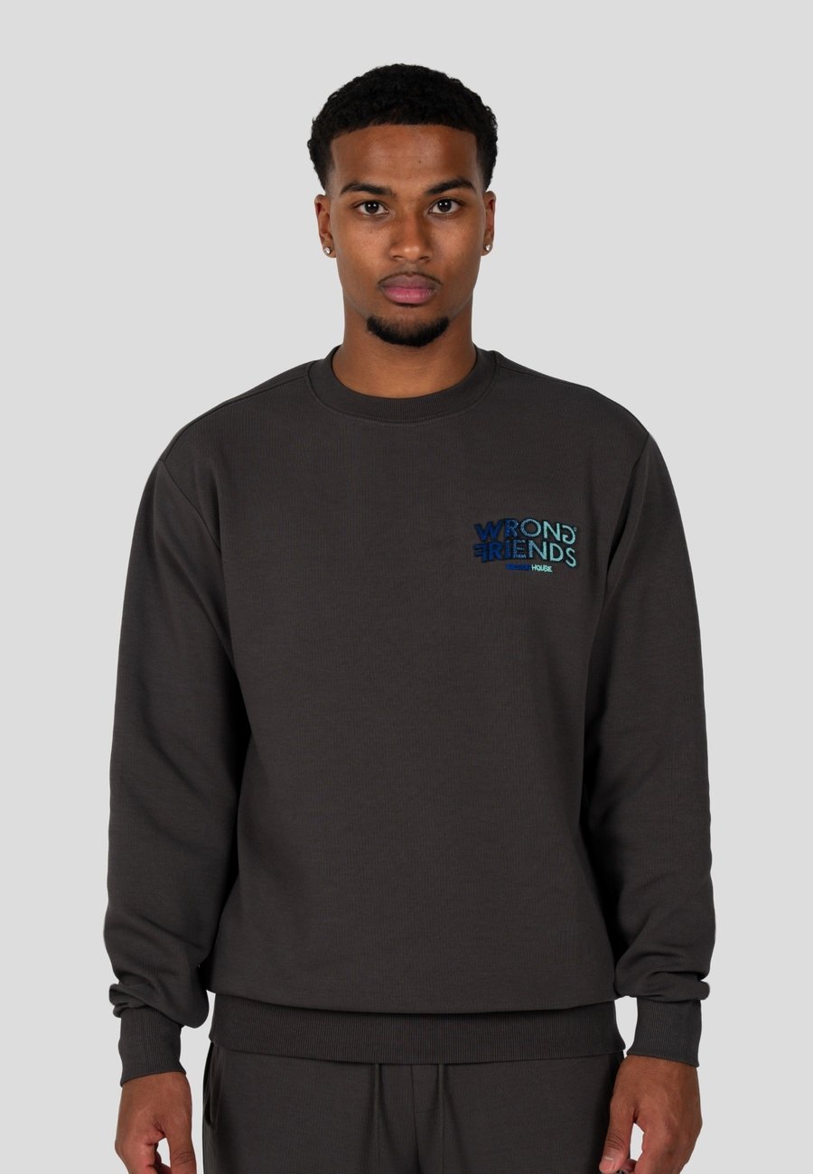 Толстовка Wrong Friends SIMI VALLEY , Grey/Blue/Grey
Толстовка Wrong Friends SIMI VALLEY , Grey/Blue/Grey
