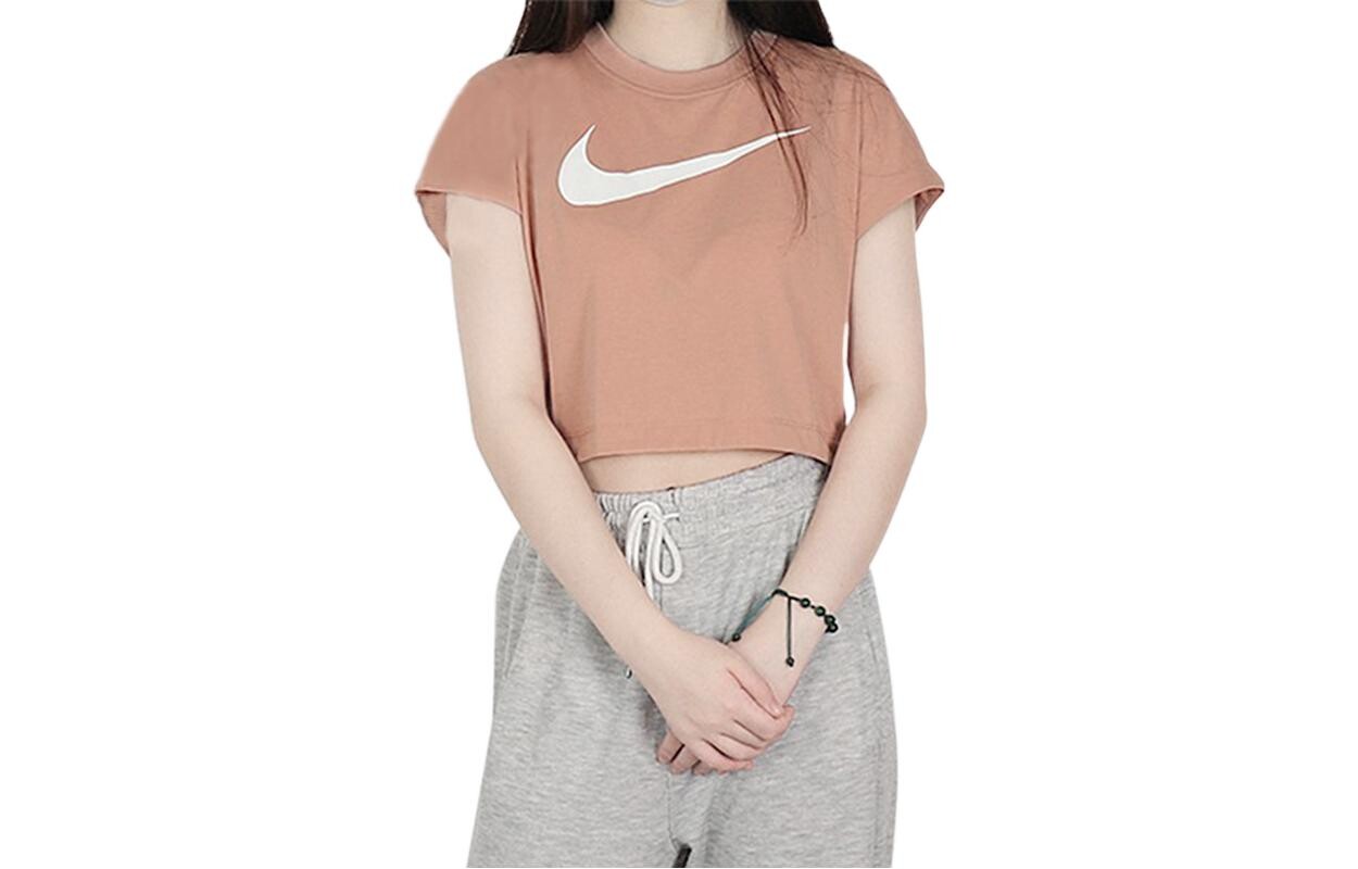 Футболка женская розовая Nike
Футболка женская розовая Nike