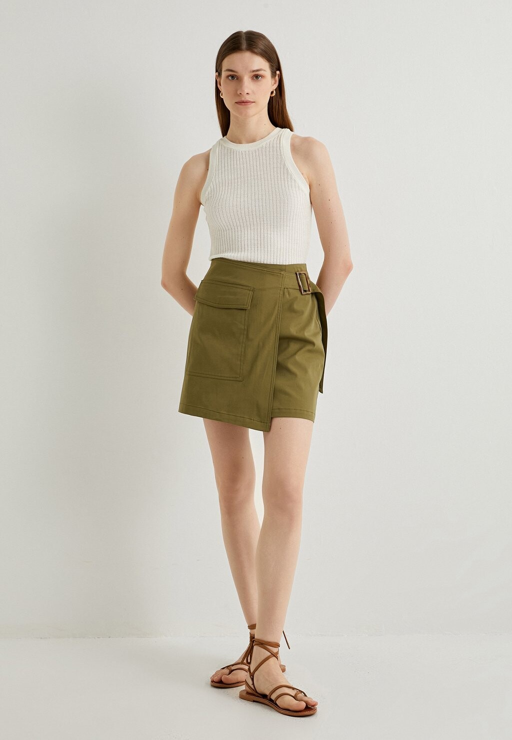 Юбка с запахом POCKET DETAIL Koton, хаки
Юбка с запахом POCKET DETAIL Koton, хаки