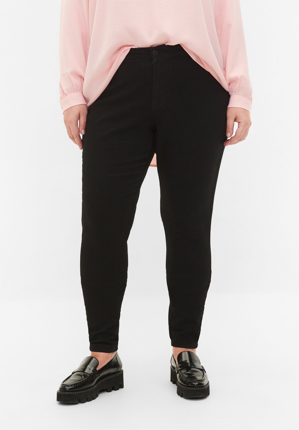 Джинсы облегающего кроя Zizzi, цвет Black
Джинсы облегающего кроя Zizzi, цвет Black