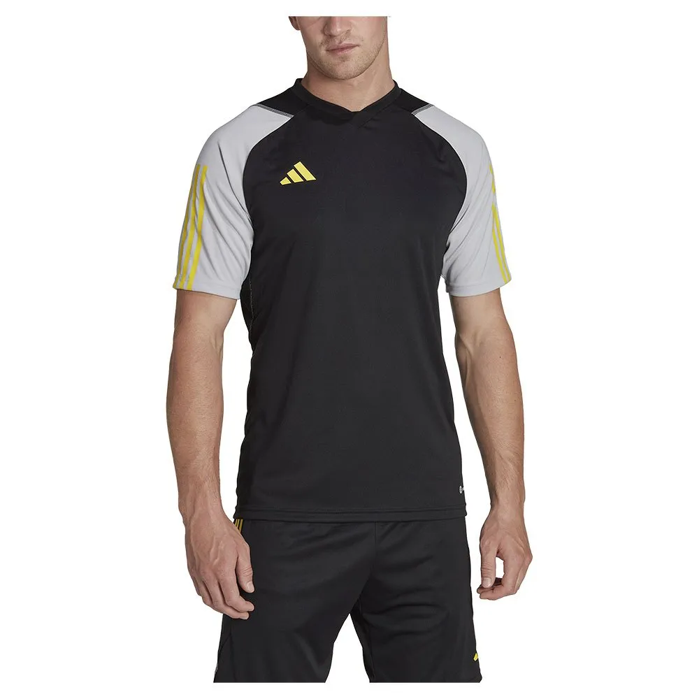 Футболка adidas HU1295, черный
Футболка adidas HU1295, черный