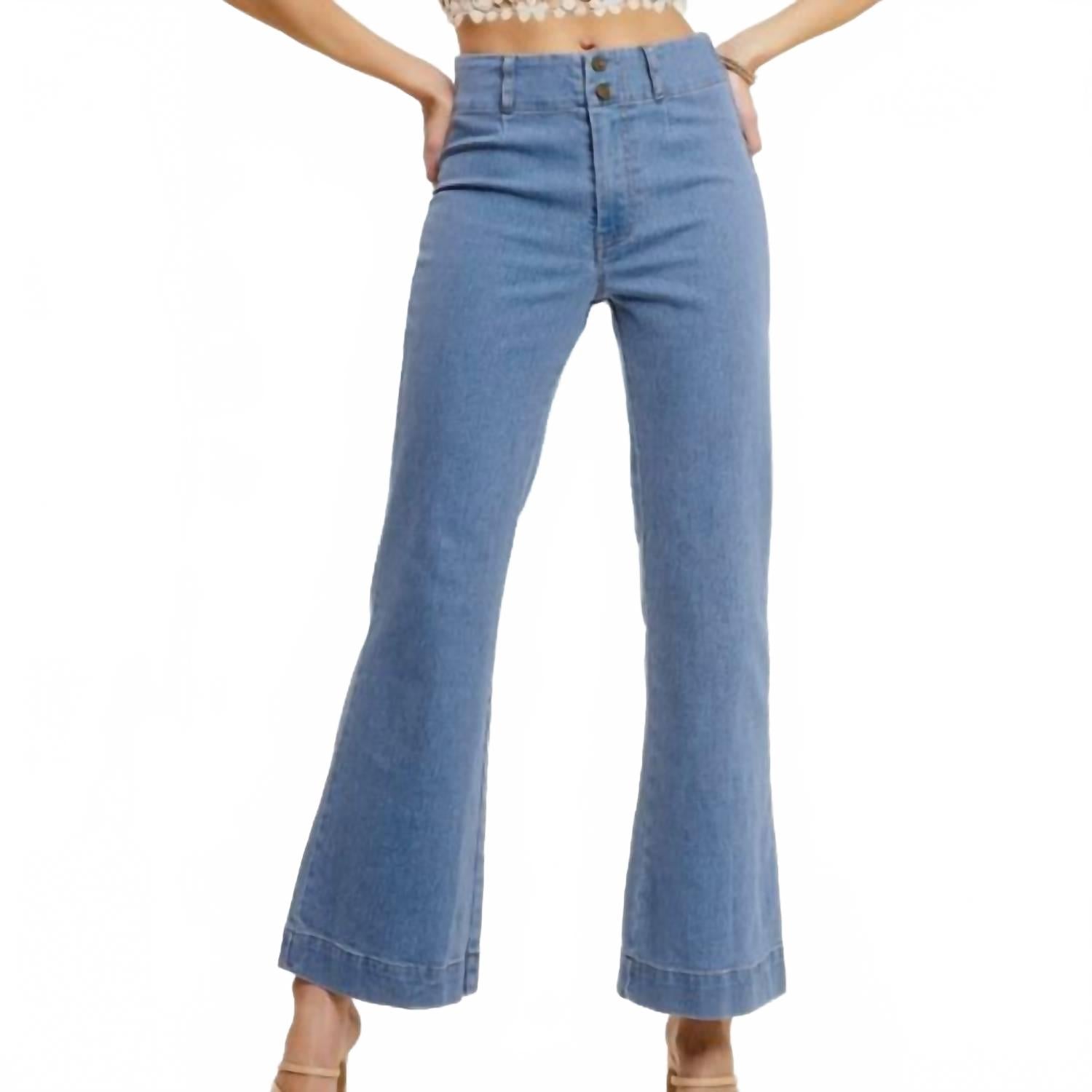 Женские джинсы с высокой талией и расклешенными штанинами в светлом оттенке LA MIEL, Light Wash
Женские джинсы с высокой талией и расклешенными штанинами в светлом оттенке LA MIEL, Light Wash