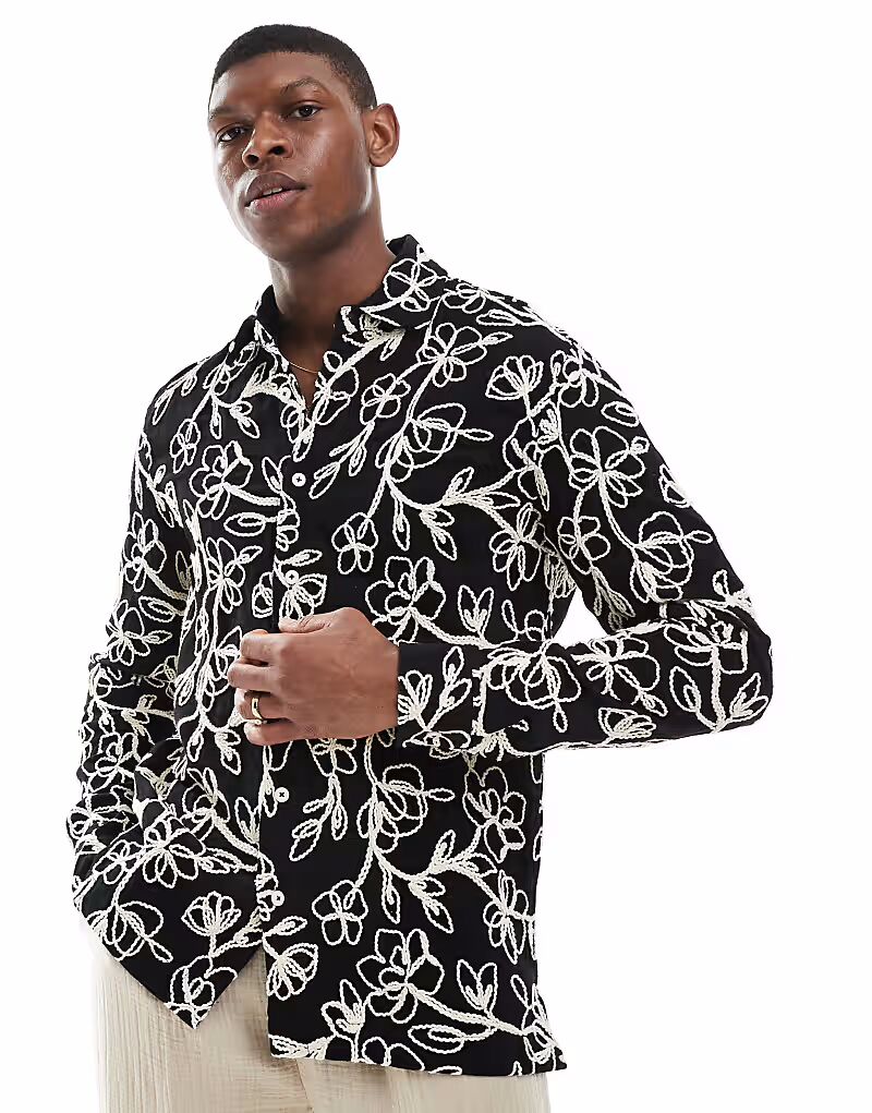 Футболка ONLY & SONS с длинным рукавом и фактурной веревочной отделкой черного цвета
Футболка ONLY & SONS с длинным рукавом и фактурной веревочной отделкой черного цвета