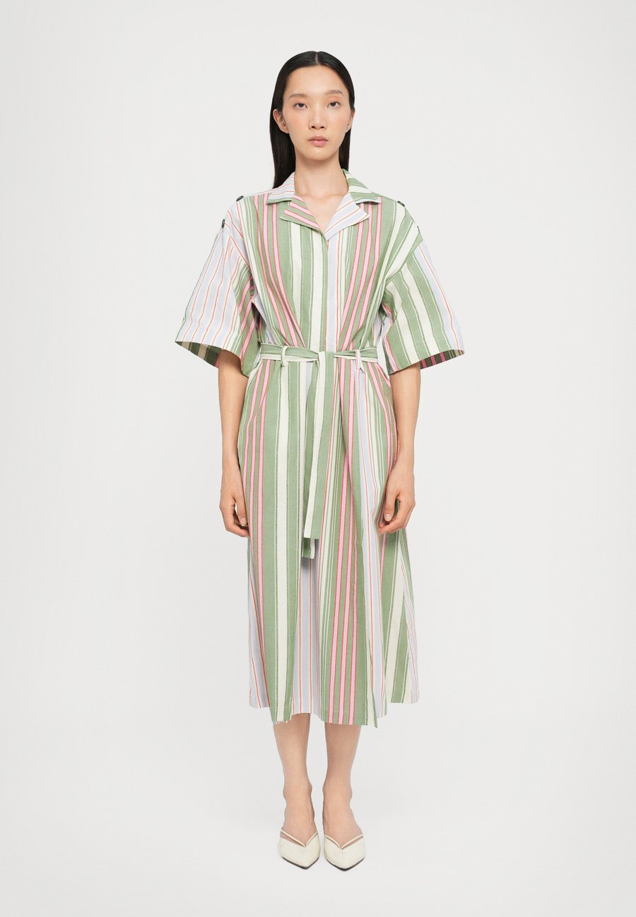 Платье Stine Goya Shirt dress, Multi-Coloured
Платье Stine Goya Shirt dress, Multi-Coloured
