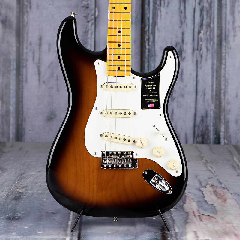 Электрогитара Fender American Vintage II 1957 Stratocaster, 2-Color Sunburst
Электрогитара Fender American Vintage II 1957 Stratocaster, 2-Color Sunburst