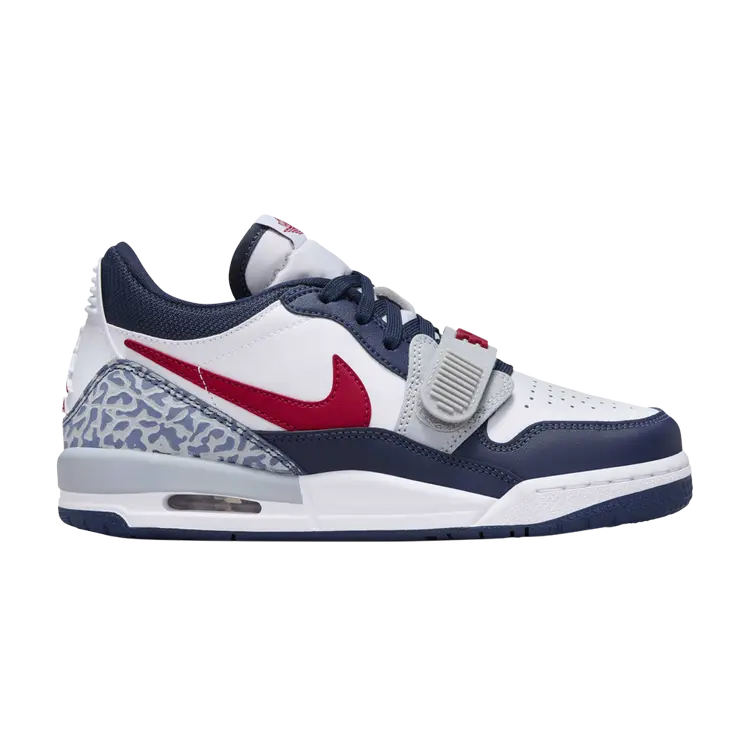 Кроссовки Jordan Legacy 312 Low GS, цвет Midnight Navy Varsity Red
Кроссовки Jordan Legacy 312 Low GS, цвет Midnight Navy Varsity Red