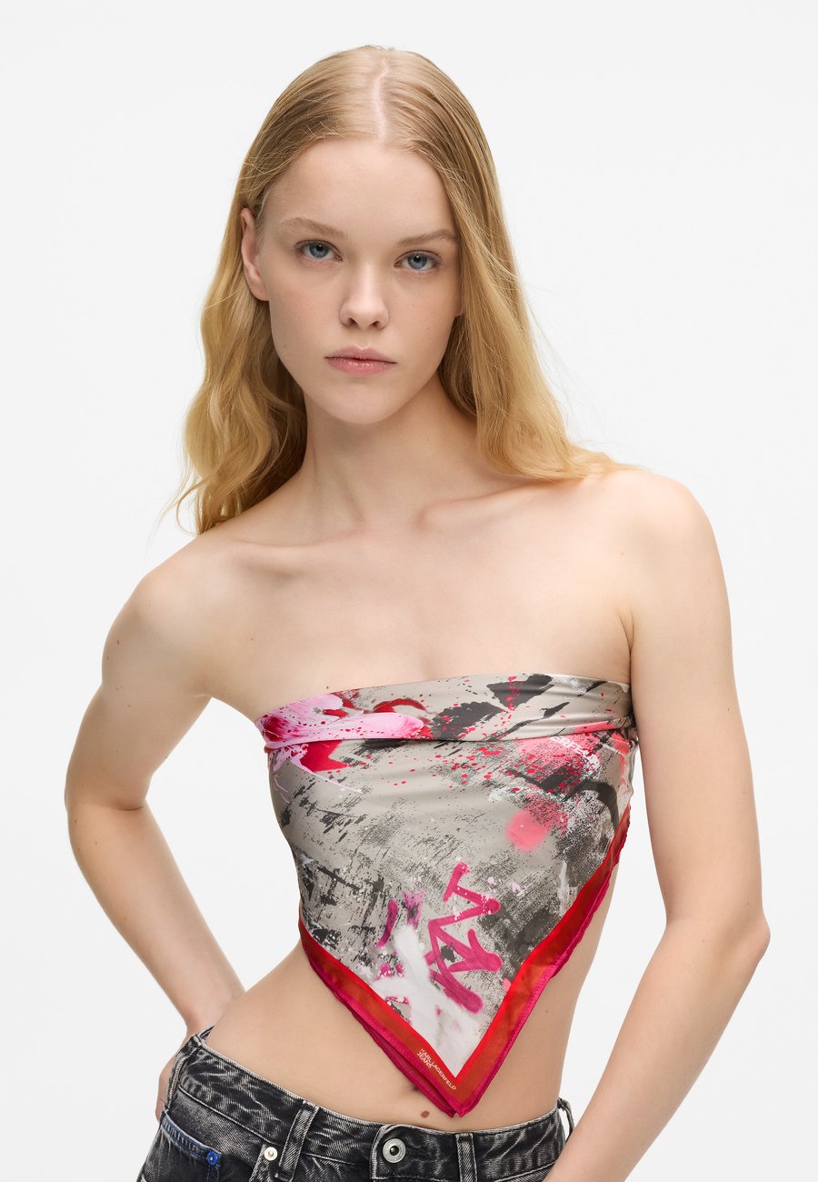Шарф Karl Lagerfeld Jeans GRAFFITI BANDANA, Red/Pink
Шарф Karl Lagerfeld Jeans GRAFFITI BANDANA, Red/Pink