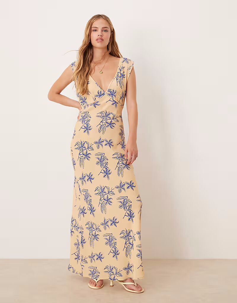 VRG GRL солнечное платье-макси с косым кроем в разноцветном цвете
VRG GRL солнечное платье-макси с косым кроем в разноцветном цвете