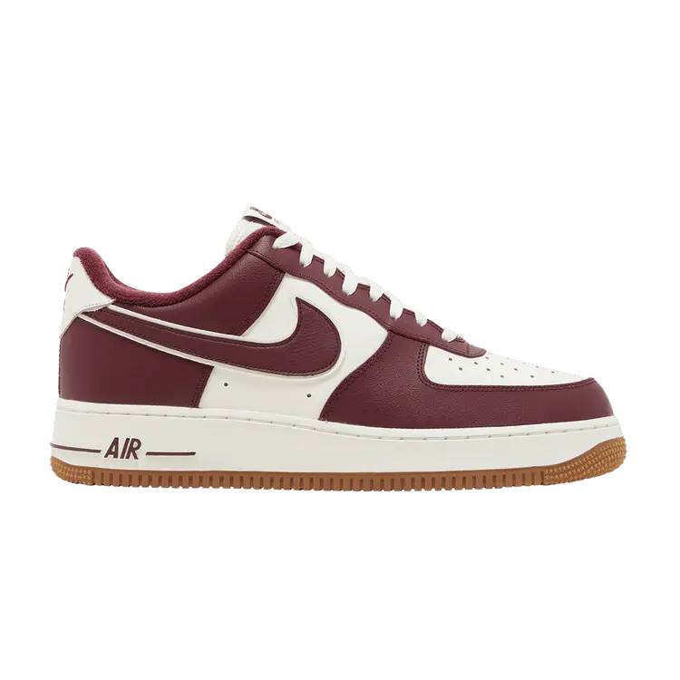 Кроссовки Nike Air Force 1 '07 LV8 'College Pack - Night Maroon', красный
Кроссовки Nike Air Force 1 '07 LV8 'College Pack - Night Maroon', красный