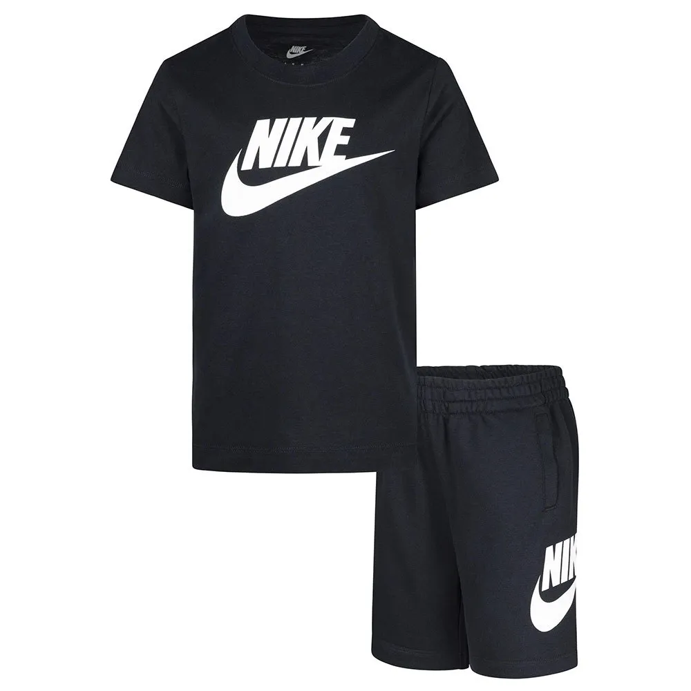 Комплект Nike Clu short sleeve, черный
Комплект Nike Clu short sleeve, черный