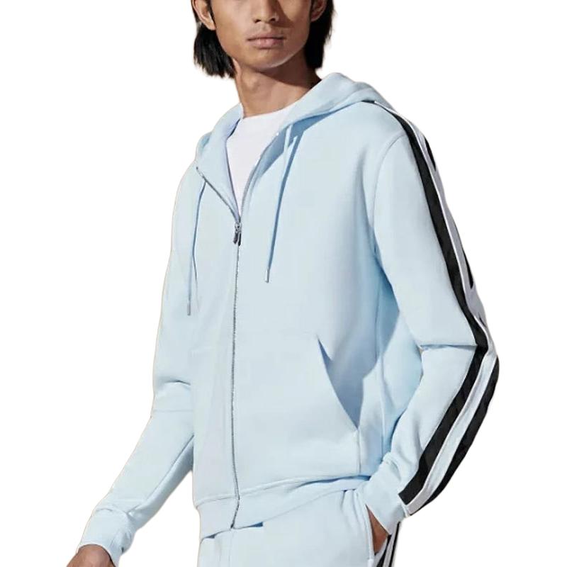 Свитер мужской светло-голубой HERMES
Свитер мужской светло-голубой HERMES