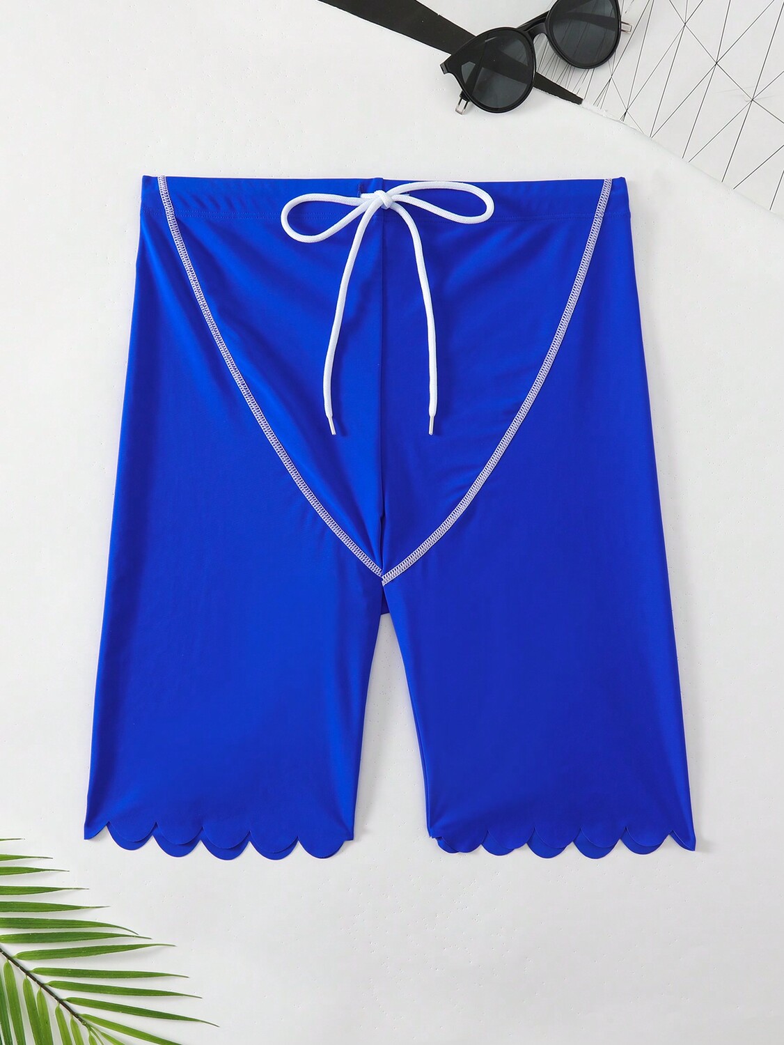 Мужские плавки Manfinity Swimmode с цветными блоками, внешними швами и завязкой на талии, цвет синий
Мужские плавки Manfinity Swimmode с цветными блоками, внешними швами и завязкой на талии, цвет синий