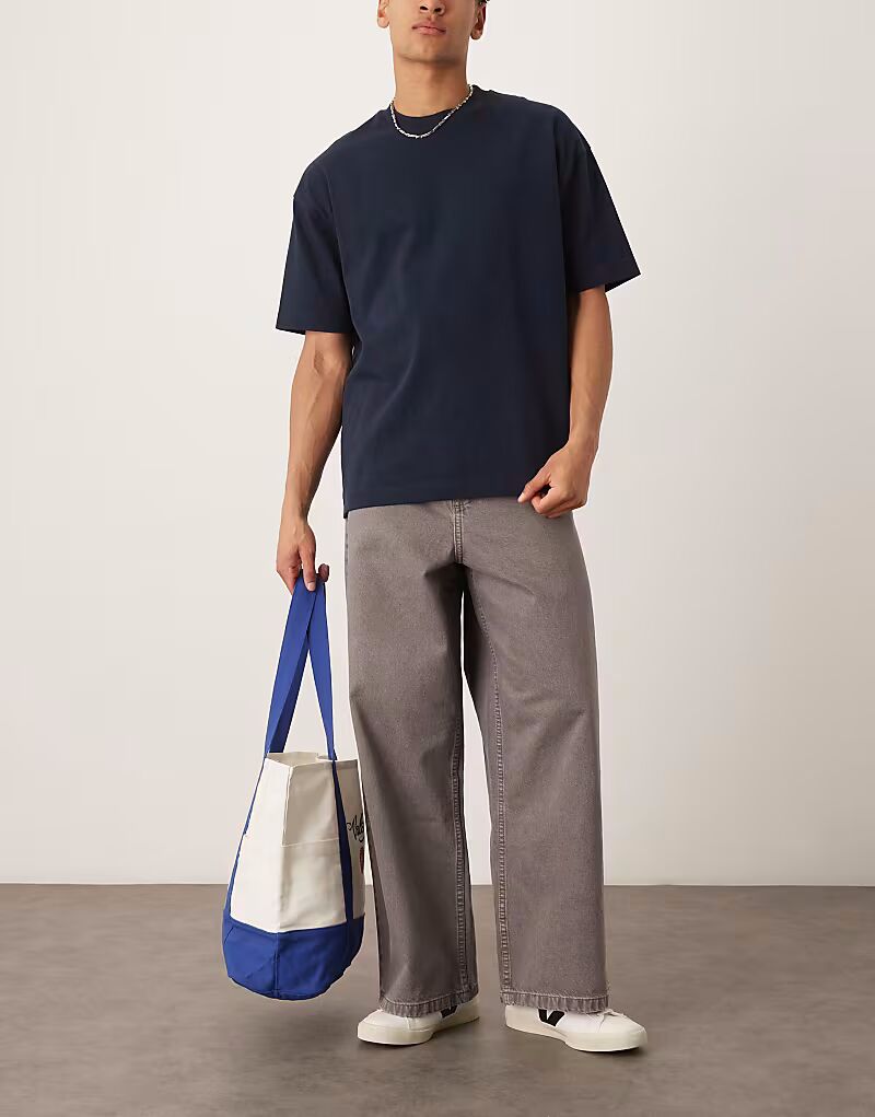 Супер мешковатые джинсы ASOS DESIGN темно-серого цвета 
Супер мешковатые джинсы ASOS DESIGN темно-серого цвета