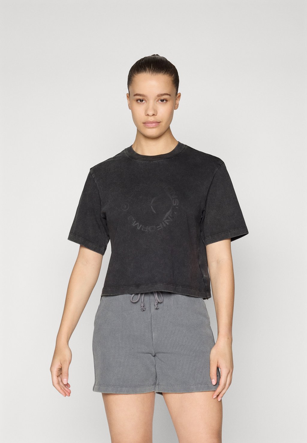 Футболка с принтом CREWNECK Champion, черный
Футболка с принтом CREWNECK Champion, черный