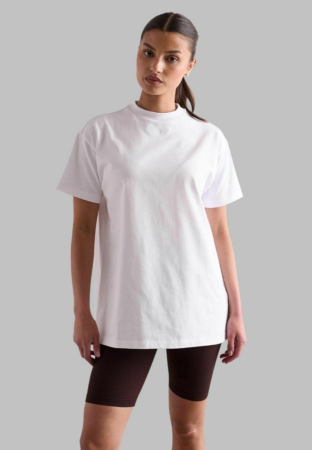 Базовая футболка BOYFRIEND aim’n, белый
Базовая футболка BOYFRIEND aim’n, белый