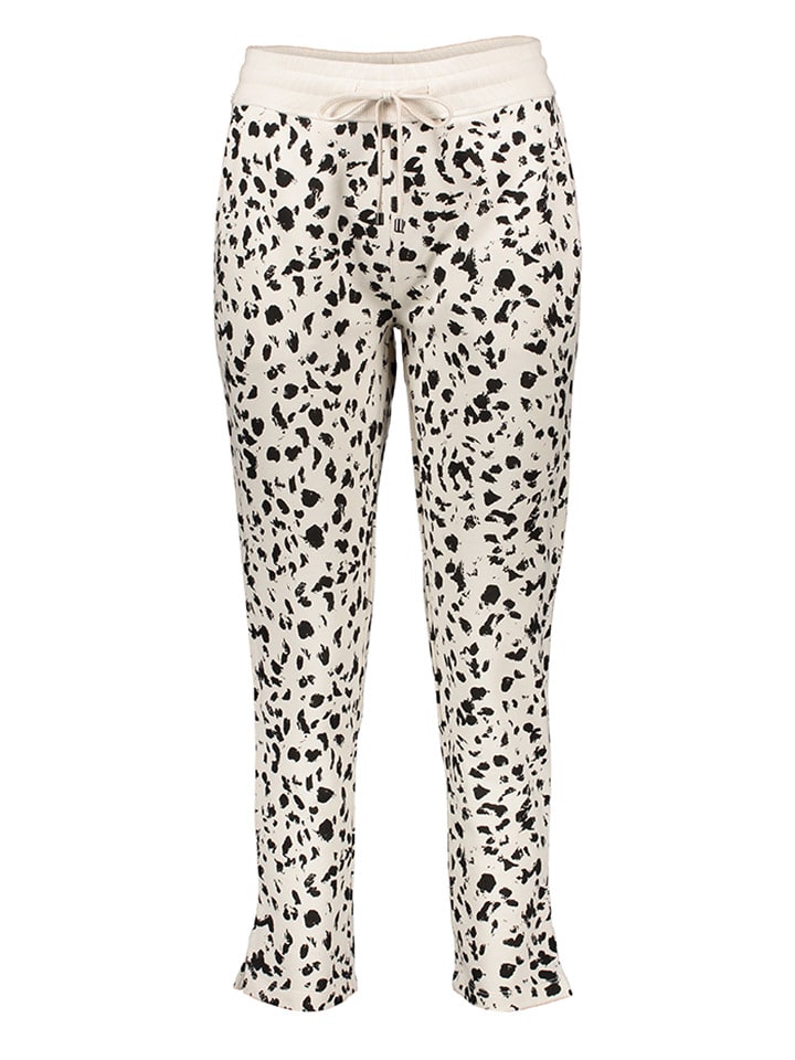 Спортивные штаны Juvia, цвет creme/schwarz
Спортивные штаны Juvia, цвет creme/schwarz