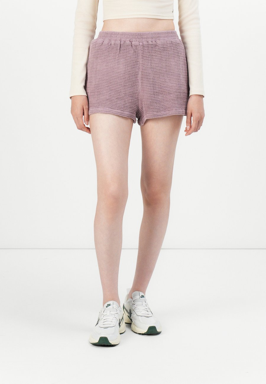 Шорты Roxy LEKEITIO BAY WAFFLE, Nirvana/Lilac
Шорты Roxy LEKEITIO BAY WAFFLE, Nirvana/Lilac