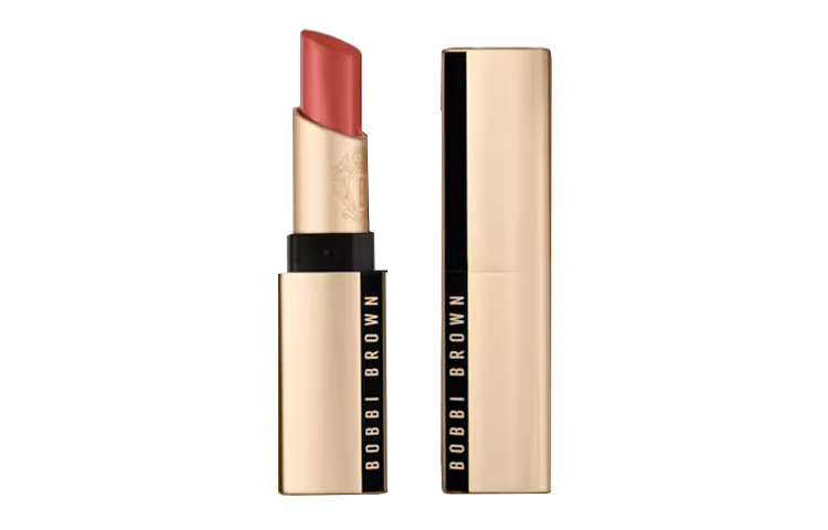 BOBBI BROWN Матовые помады Little Velvet Gold с бархатной текстурой, легко растушевываются, 3,5 г
BOBBI BROWN Матовые помады Little Velvet Gold с бархатной текстурой, легко растушевываются, 3,5 г