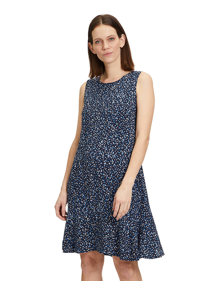 Платье до колена BETTY & CO, темно-синий
Платье до колена BETTY & CO, темно-синий