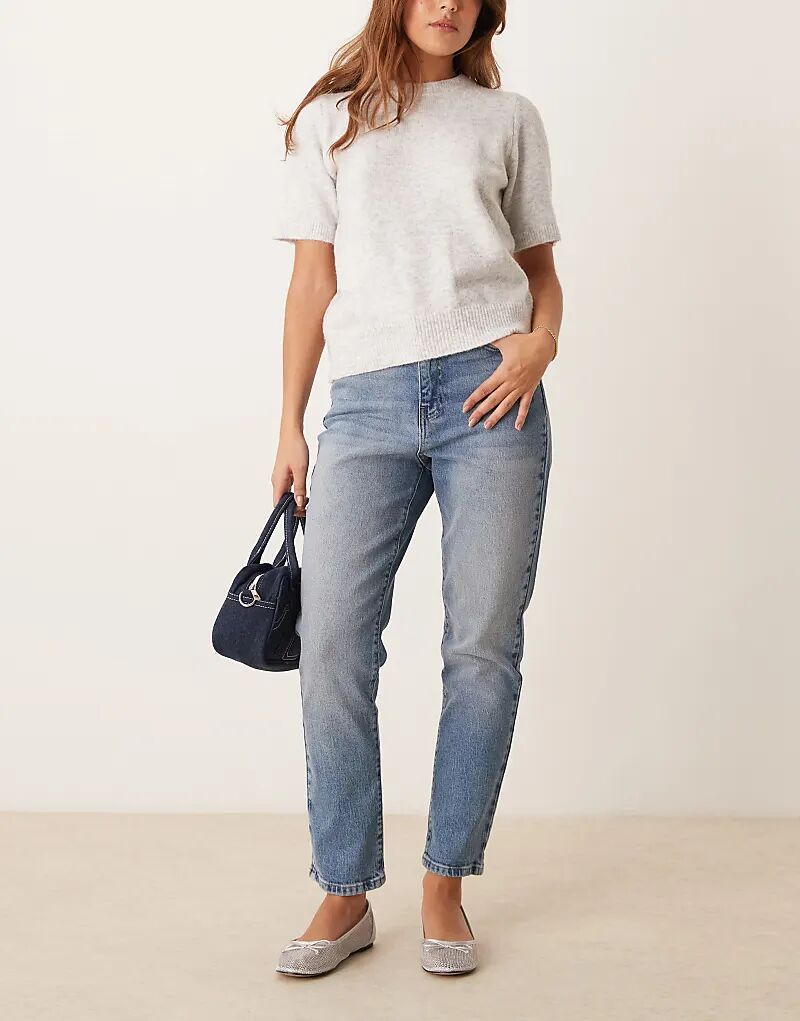 Прямые джинсы Hannah в бирюзовом цвете New Look
Прямые джинсы Hannah в бирюзовом цвете New Look