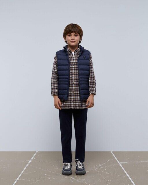 Однотонный жилет для мальчика Scalpers, темно-синий
Однотонный жилет для мальчика Scalpers, темно-синий